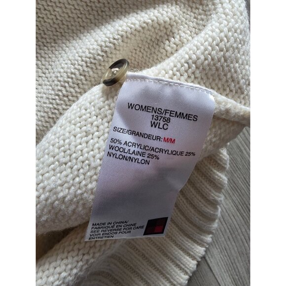 Woolrich White & Gray Nordic Snowflake Sweater Womens M Button Shoulder Knit - Picture 7 of 10